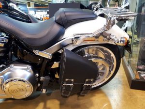 Sacoches Myleatherbikes Softail Fatboy (11)